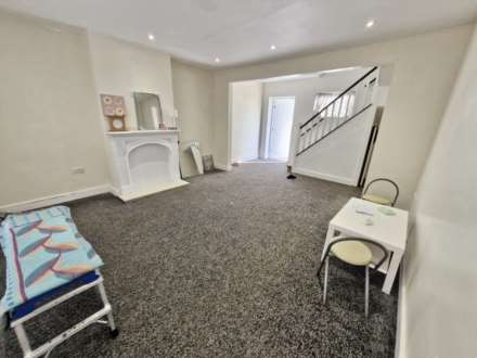Blenheim Road, Bedford, Image 2