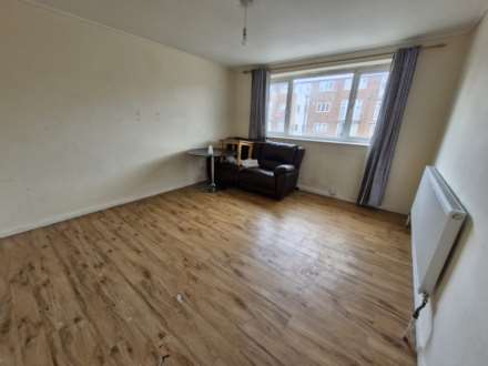 The Larches, Luton, Image 5
