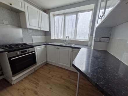 The Larches, Luton, Image 7