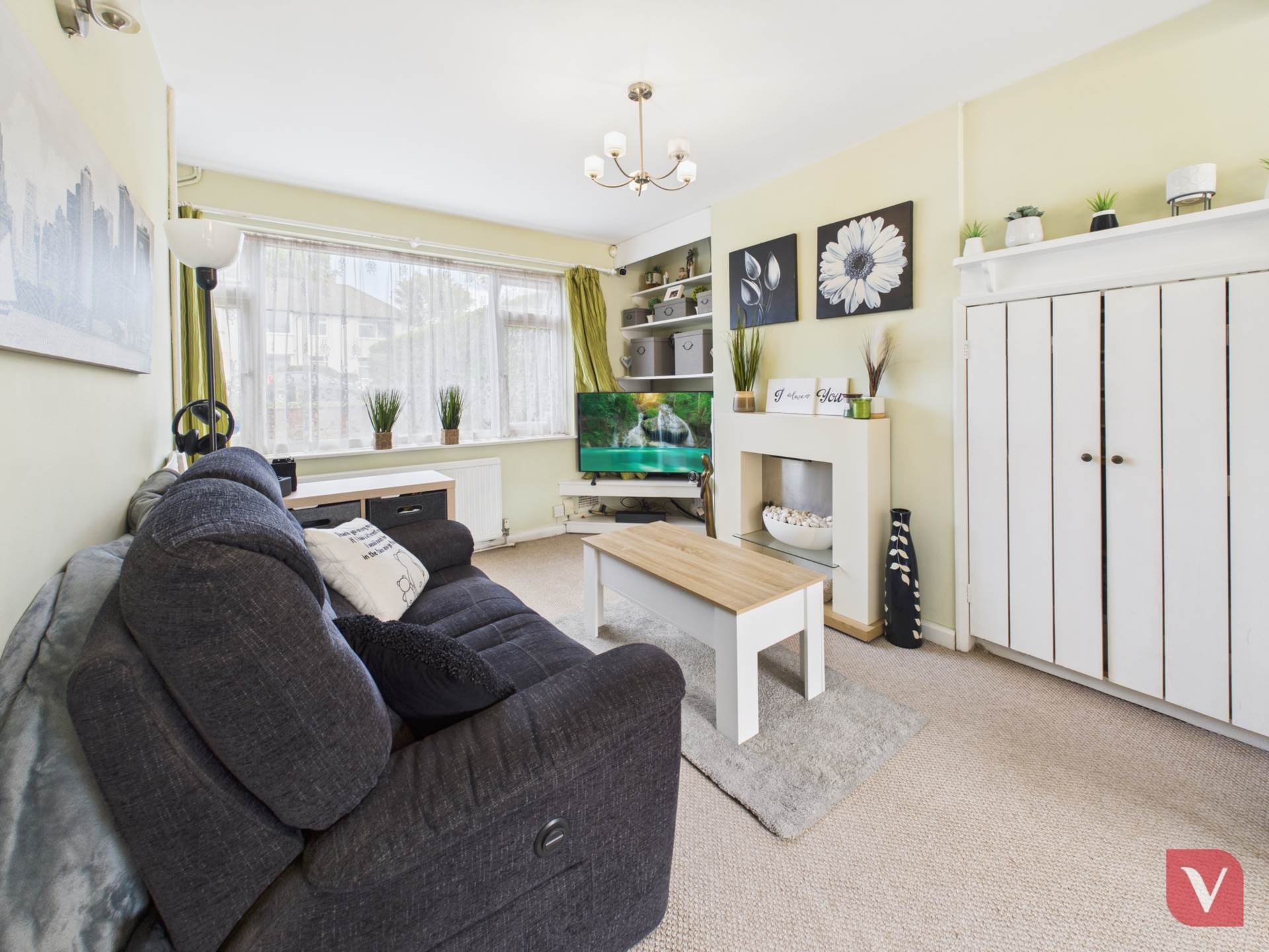 Sundon Park Road, Luton, Image 2