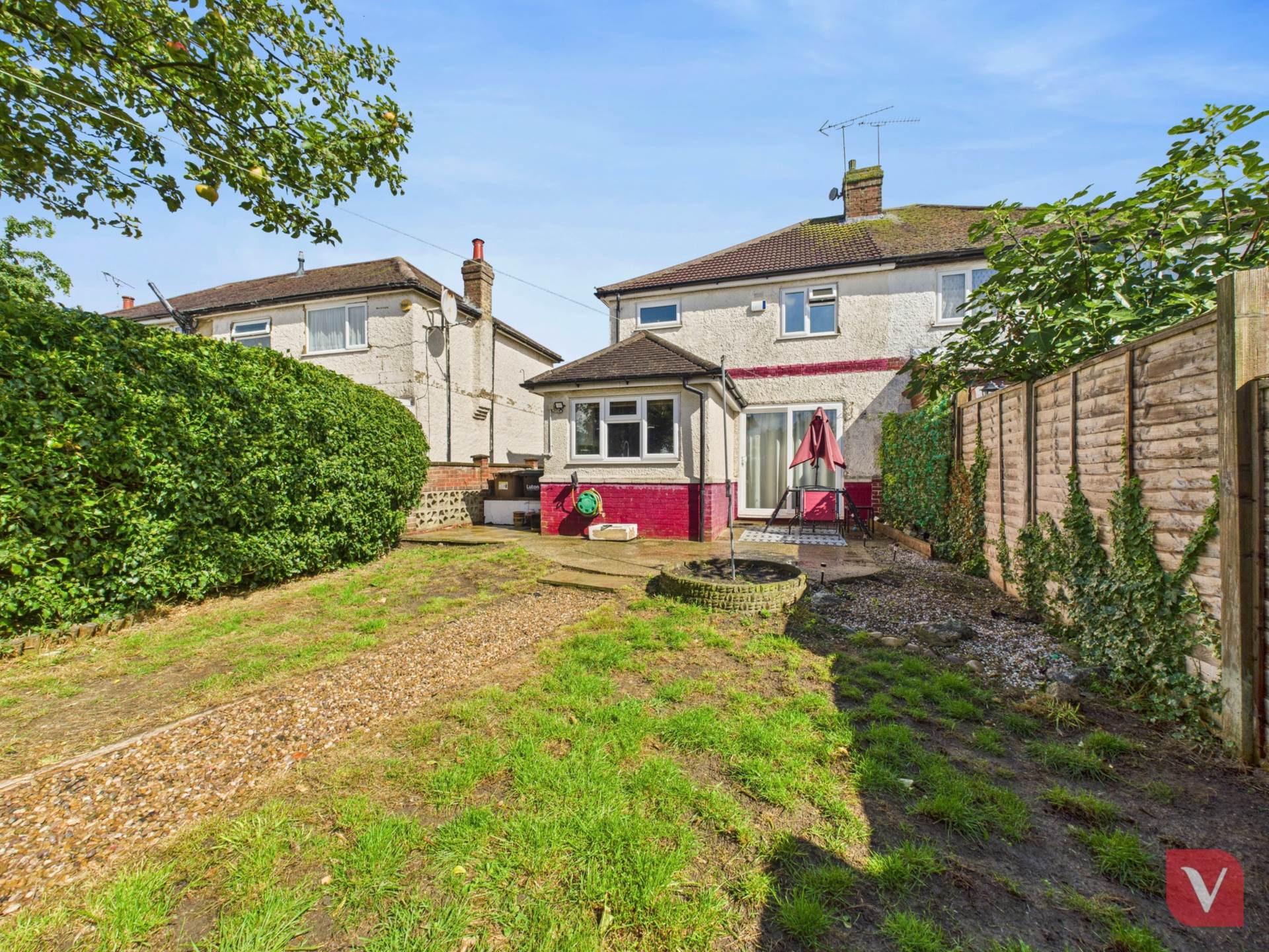 Sundon Park Road, Luton, Image 20