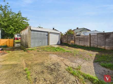 Sundon Park Road, Luton, Image 17
