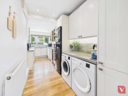 Sundon Park Road, Luton, Image 8