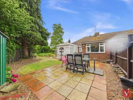 Challney Close, Luton, Image 11