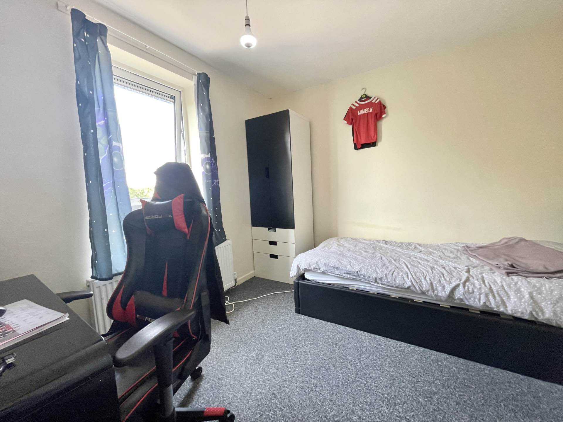 Olympic Close, Luton, Image 6