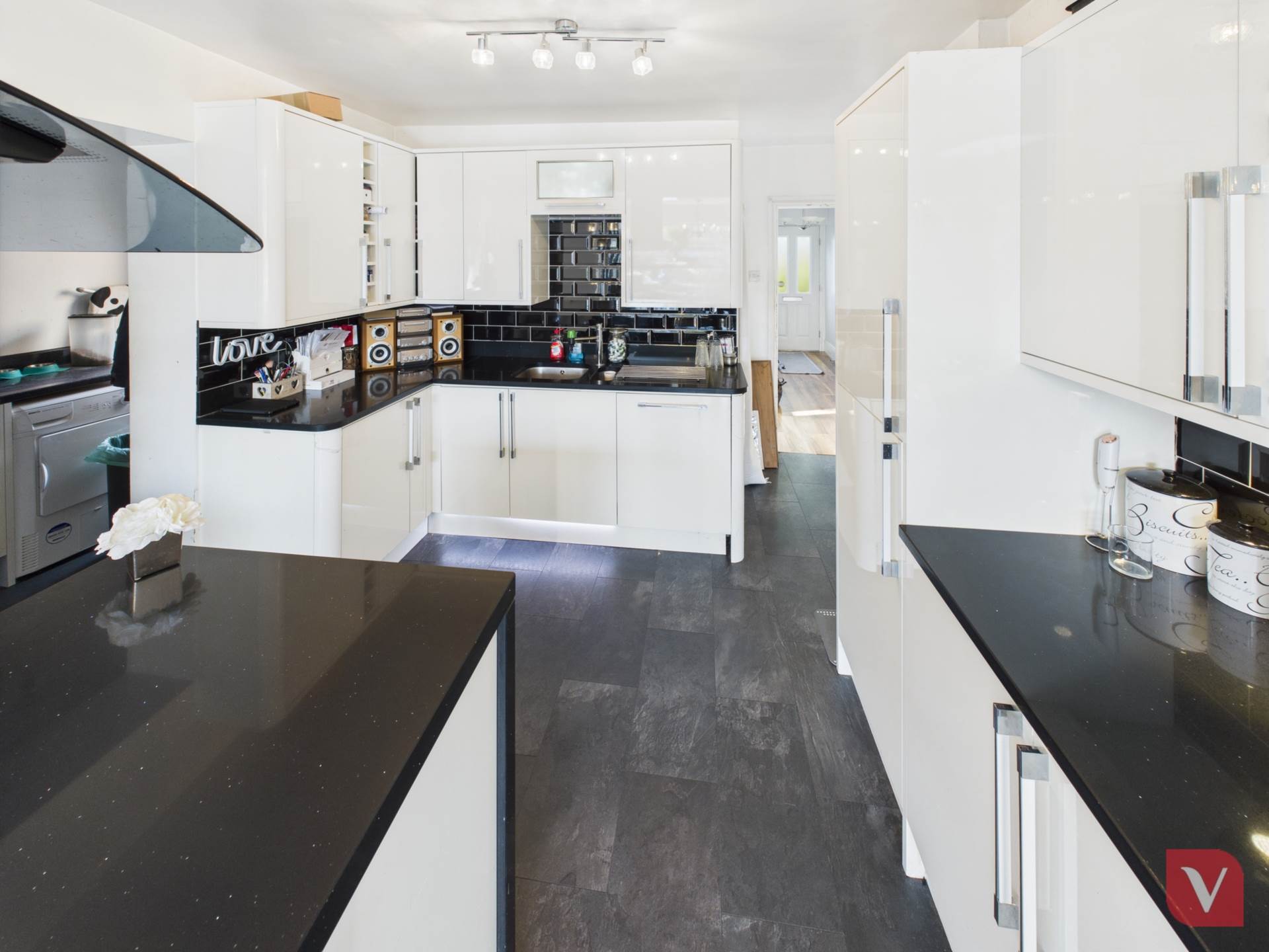Chalton Heights, Luton, Image 7