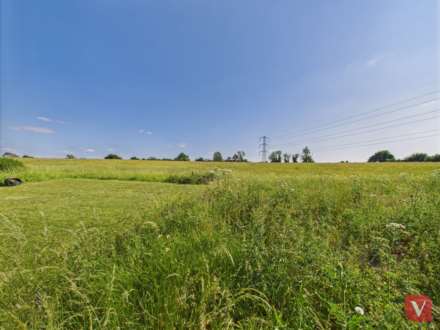 Chalton Heights, Luton, Image 19