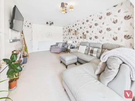 Chalton Heights, Luton, Image 2
