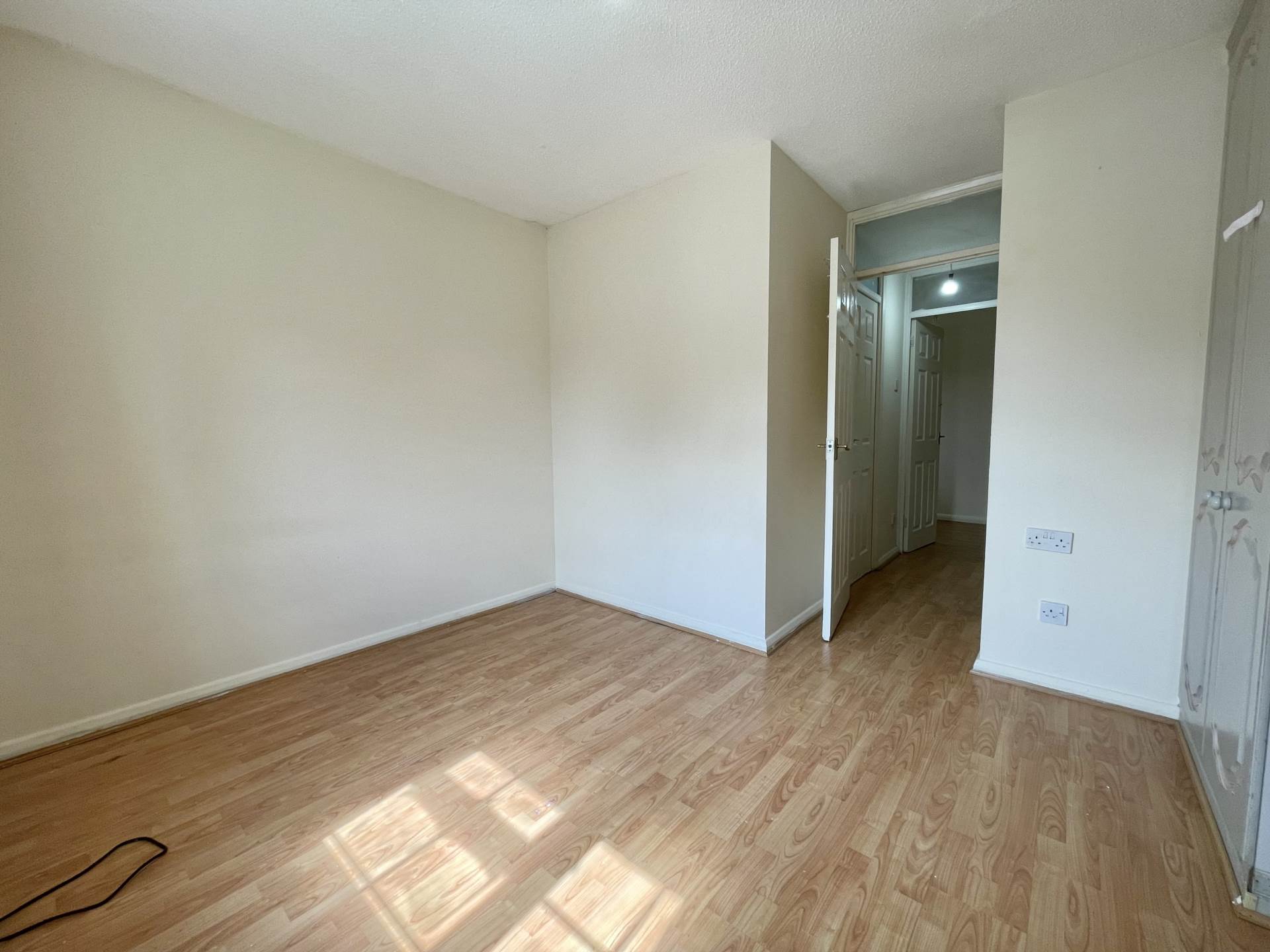 Dorrington Close, Luton, Image 9