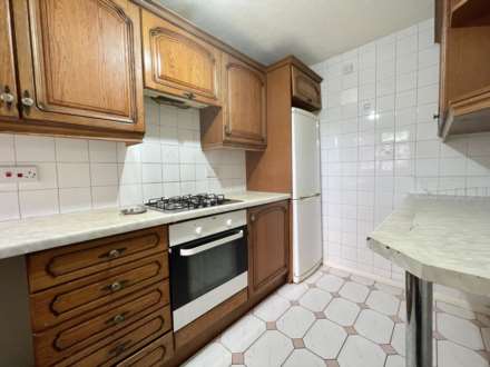 Dorrington Close, Luton, Image 4