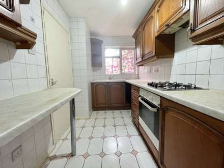 Dorrington Close, Luton, Image 5
