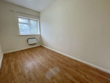 Dorrington Close, Luton, Image 6
