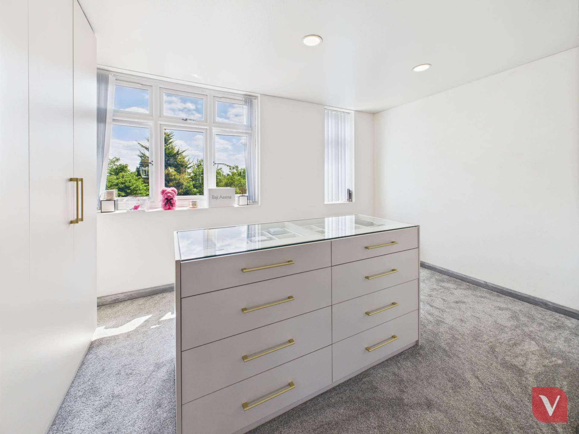 Fountains Road, Luton, Image 31