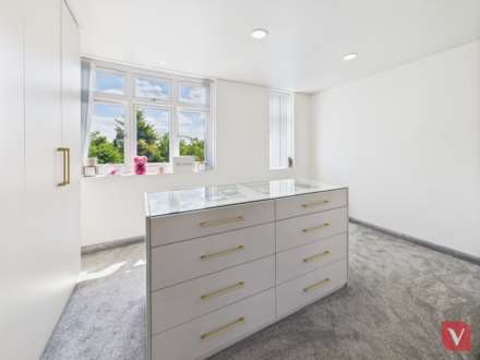 Fountains Road, Luton, Image 31