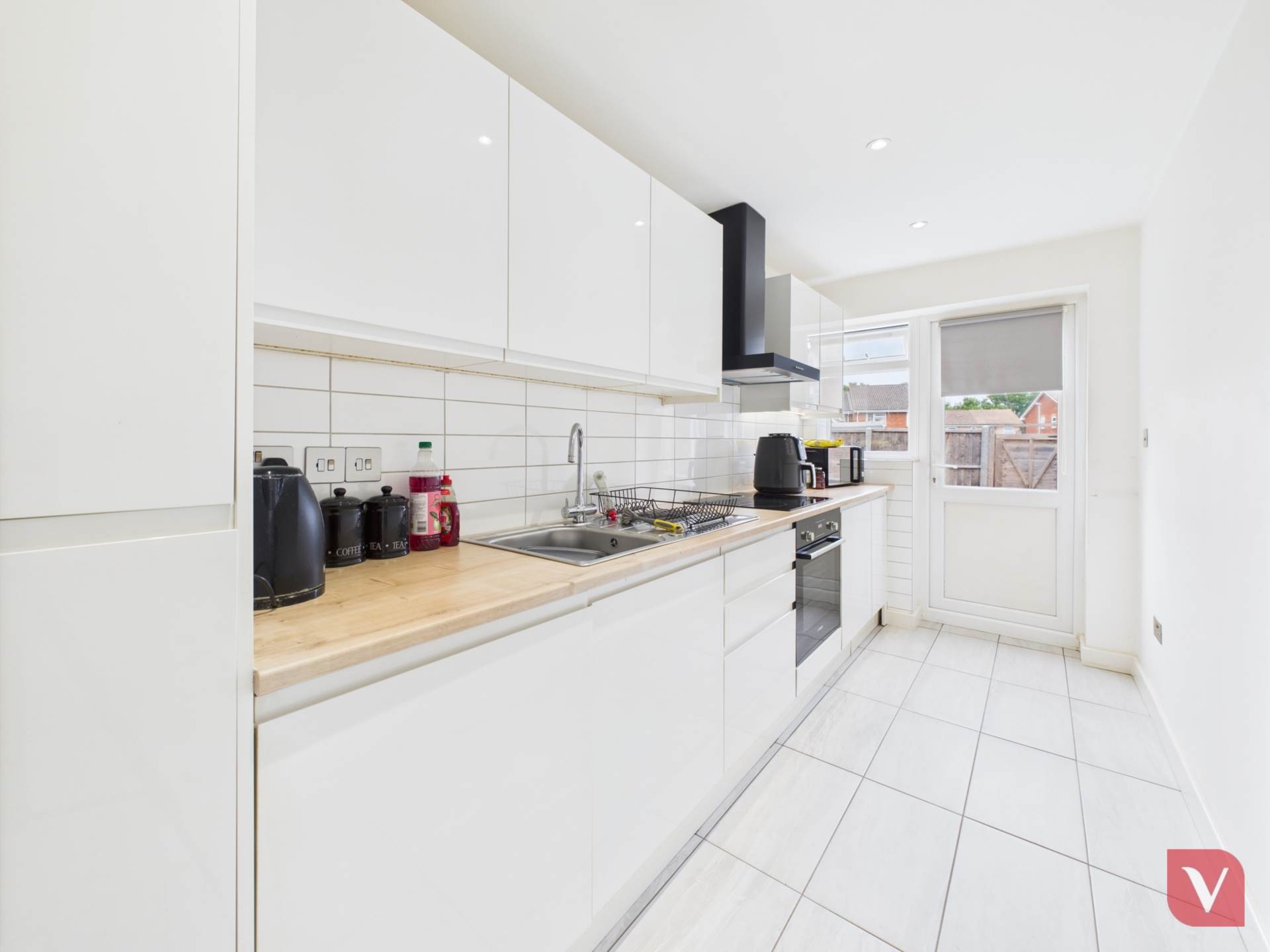 Renshaw Close, Luton, Image 4