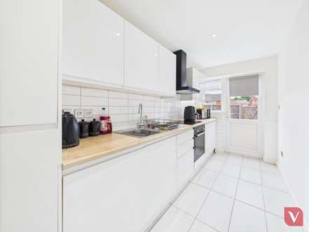 Renshaw Close, Luton, Image 4