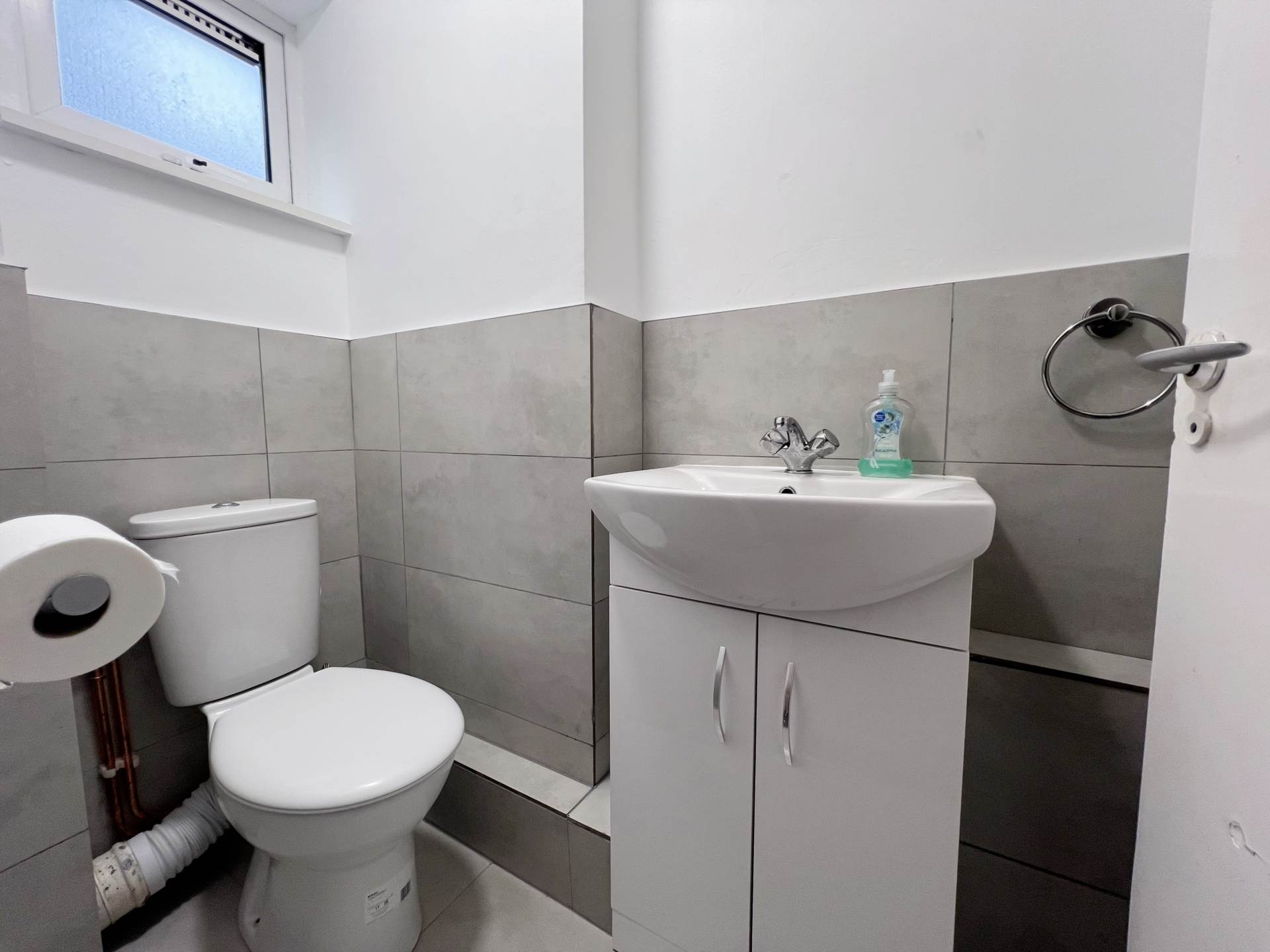 Berkely Path, Luton, Image 3