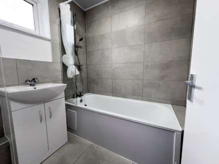 Berkely Path, Luton, Image 14