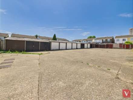 Hockwell Ring, Luton, Image 15