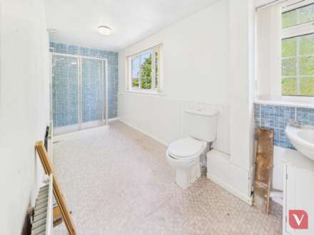 Chelsea Gardens, Dunstable, Image 9