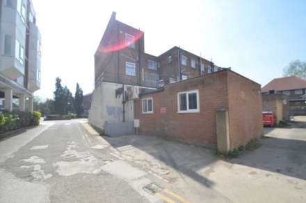 Queensway, Bletchley, Image 6