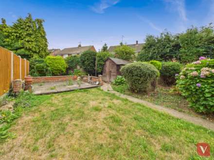 Torquay Drive, Luton, Image 19