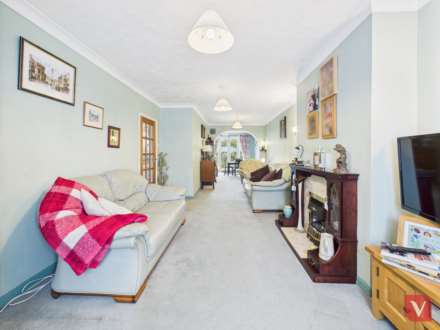 Torquay Drive, Luton, Image 3