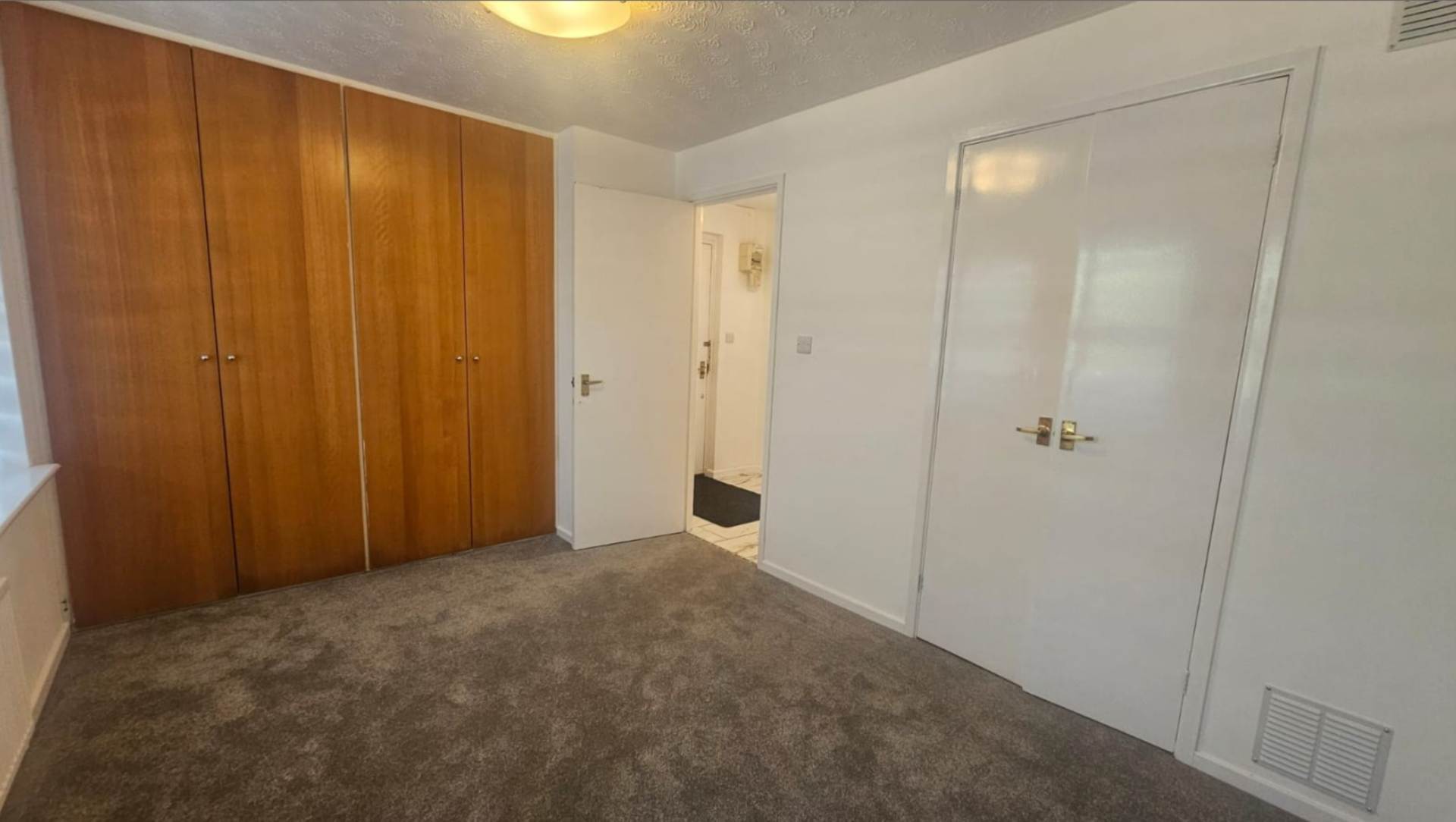 North Row, Milton Keynes, Image 9