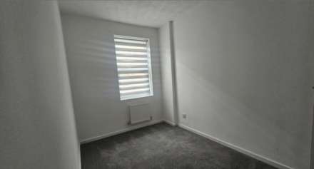 North Row, Milton Keynes, Image 7