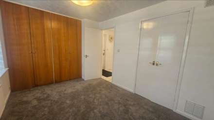 North Row, Milton Keynes, Image 9