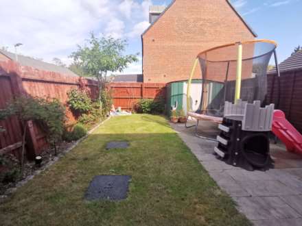 Guardian Way, Luton, Image 13
