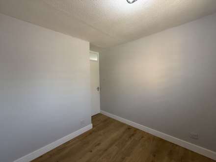 Brussels Way, LU3, Image 9