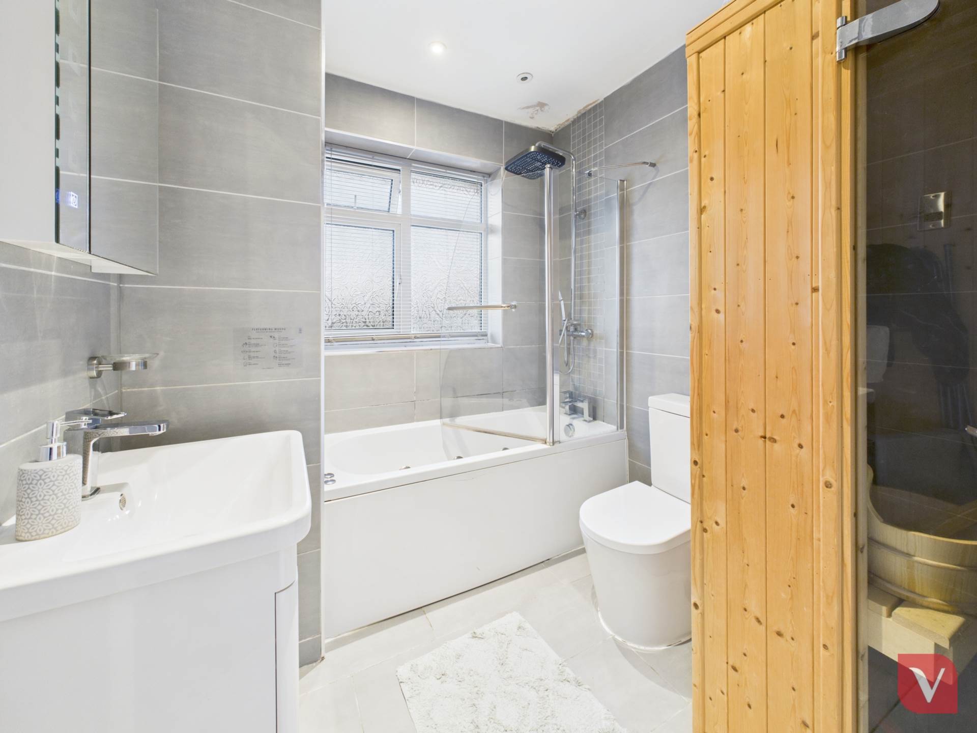 Austin Road, Luton, Image 12