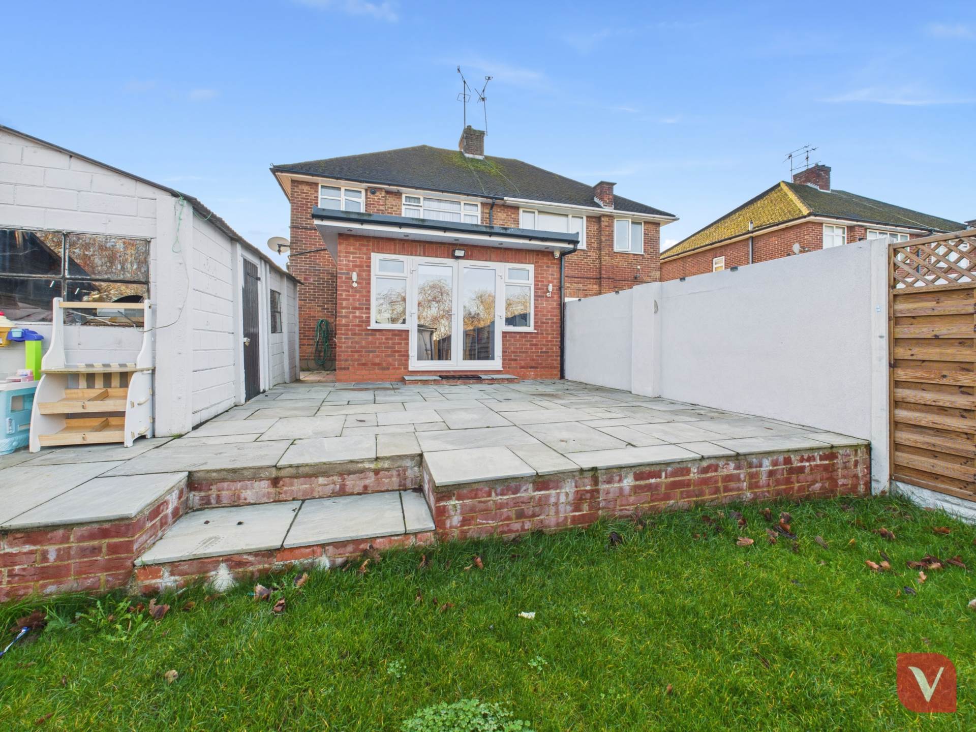 Austin Road, Luton, Image 16