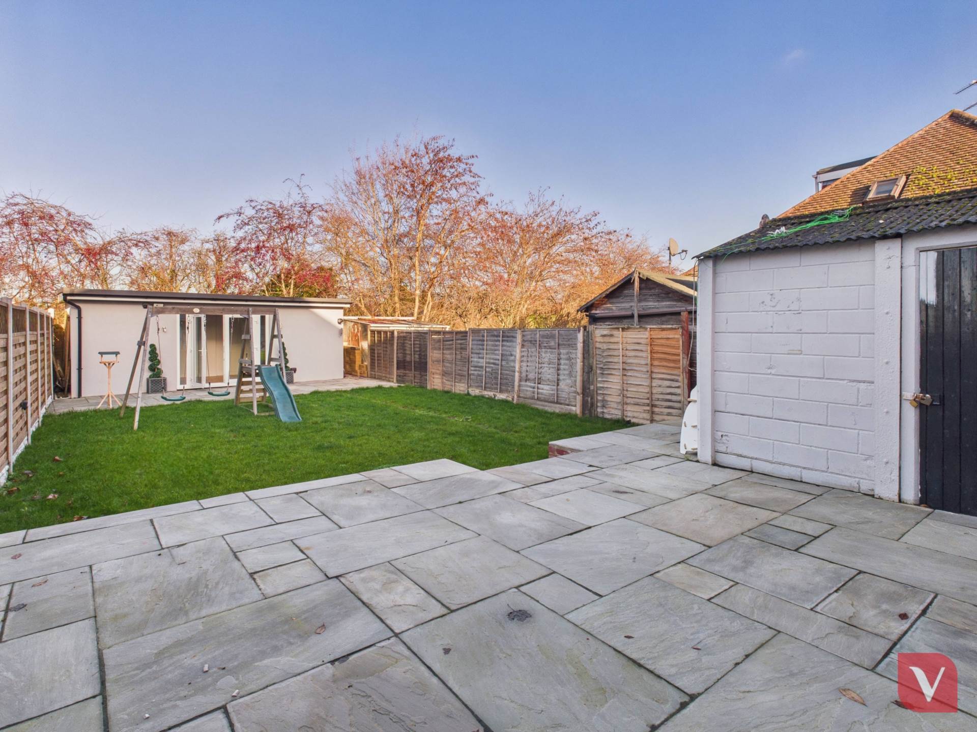 Austin Road, Luton, Image 17