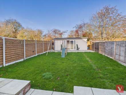 Austin Road, Luton, Image 15