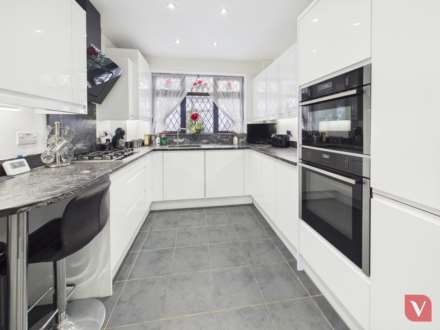 Ashcroft Road, Luton, Image 6