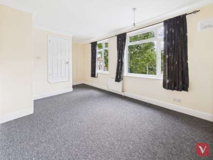 Oakley Road, Luton, Image 11