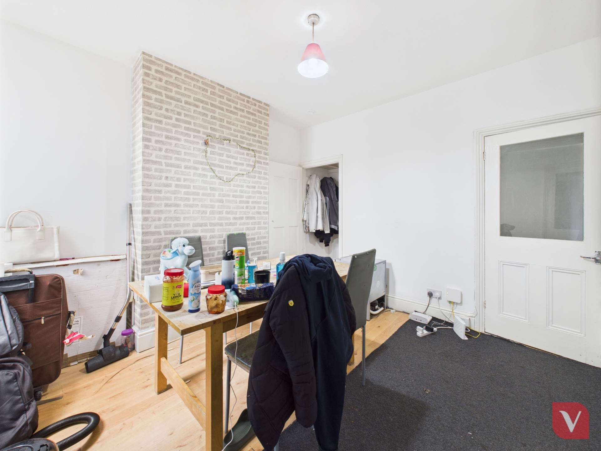 Tavistock Crescent, Luton, Image 5