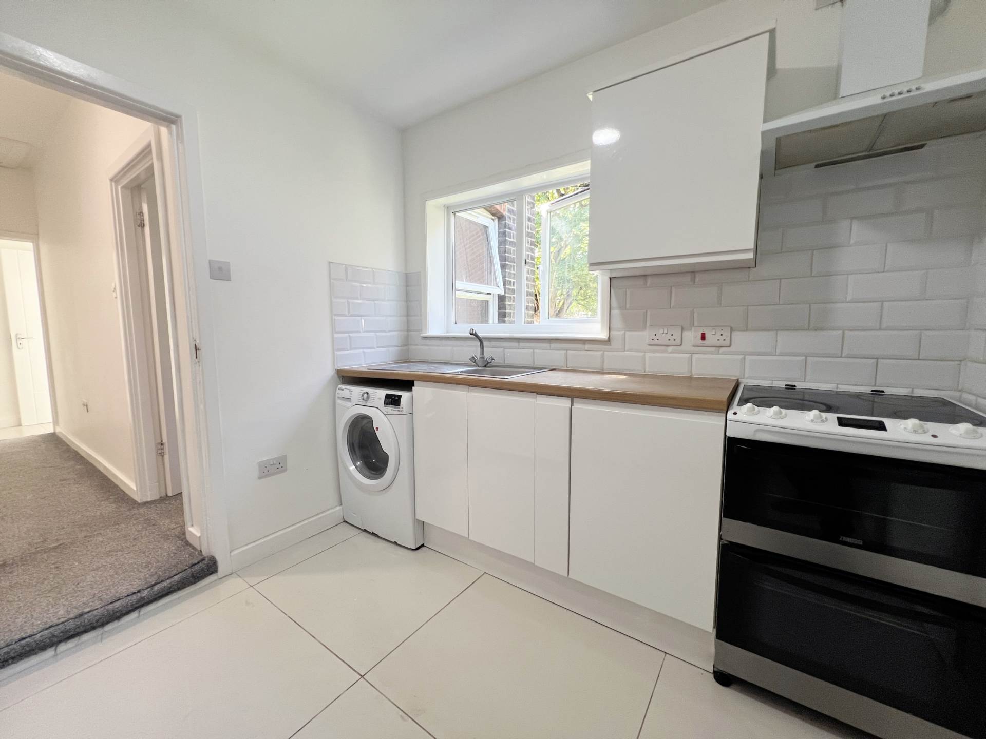Tennyson Road, Luton, Image 7