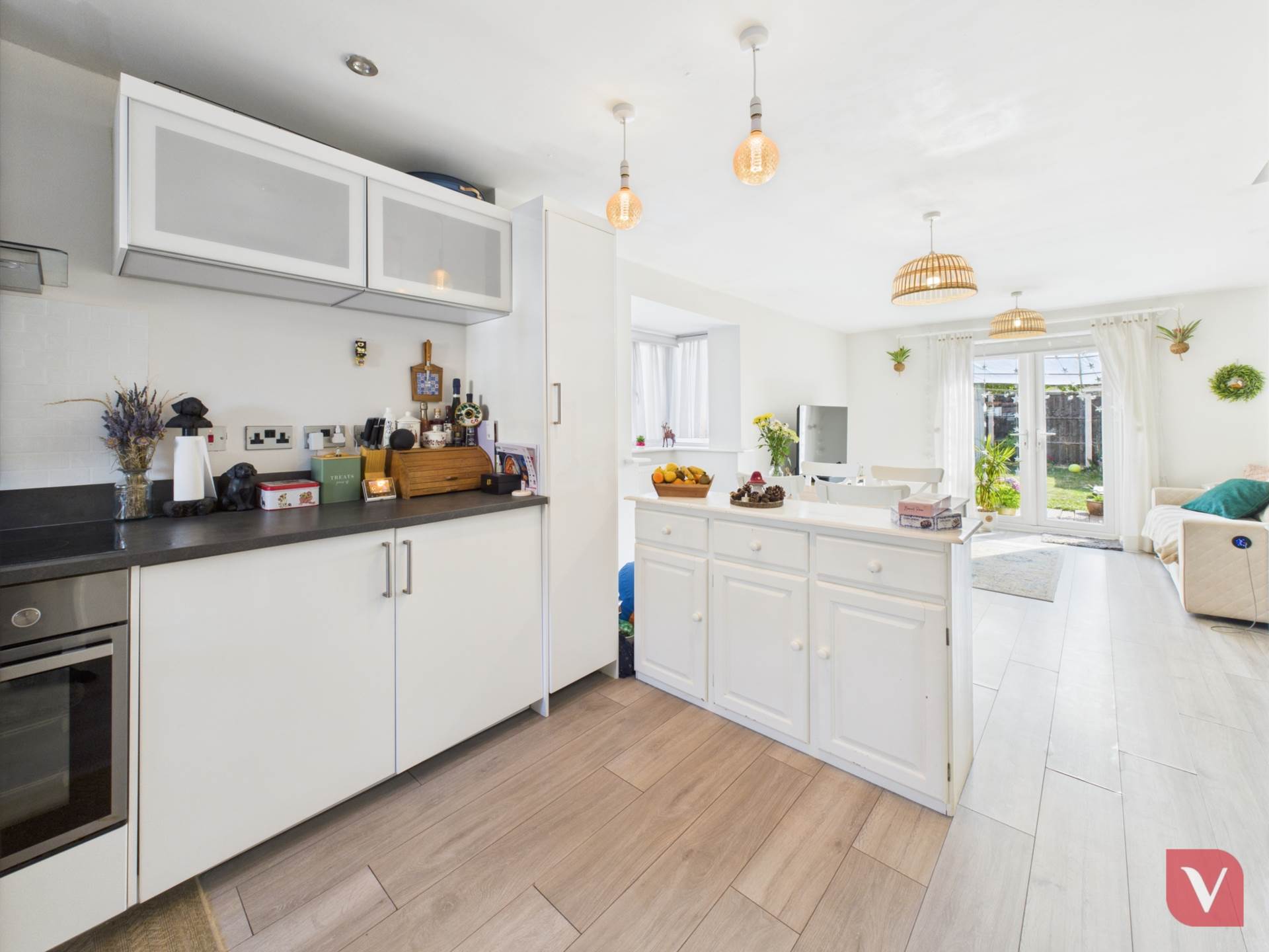 Hutton Close, Luton, Image 4