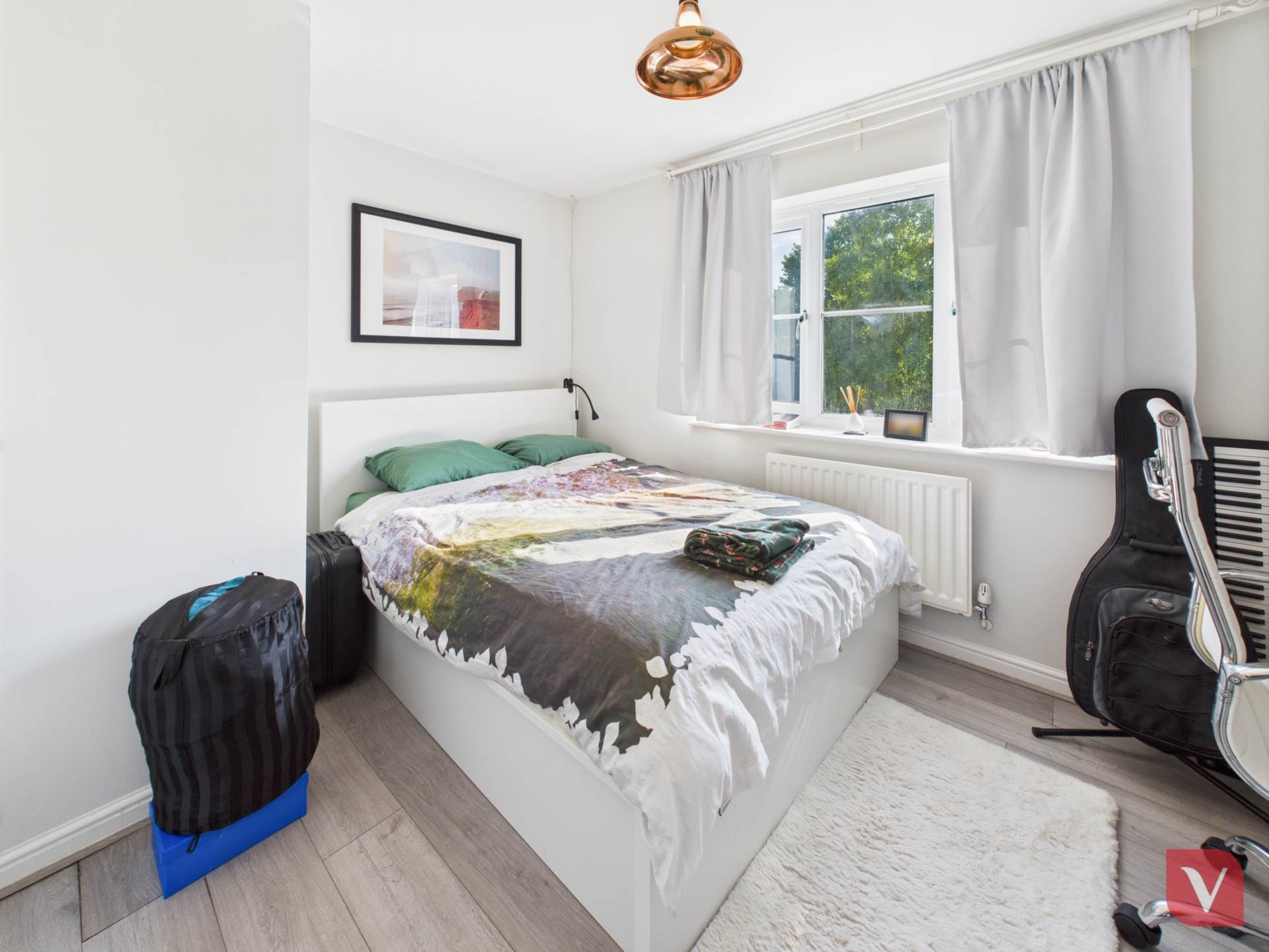 Hutton Close, Luton, Image 9