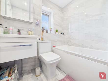 Hutton Close, Luton, Image 10