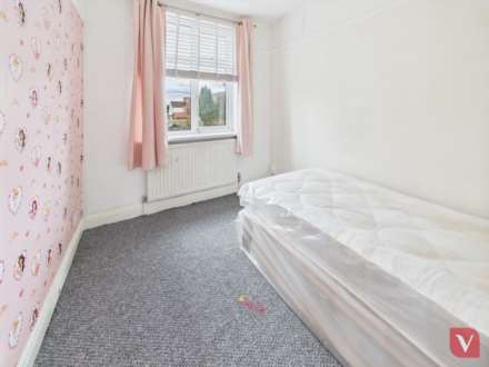Durham Road, Luton, Image 10