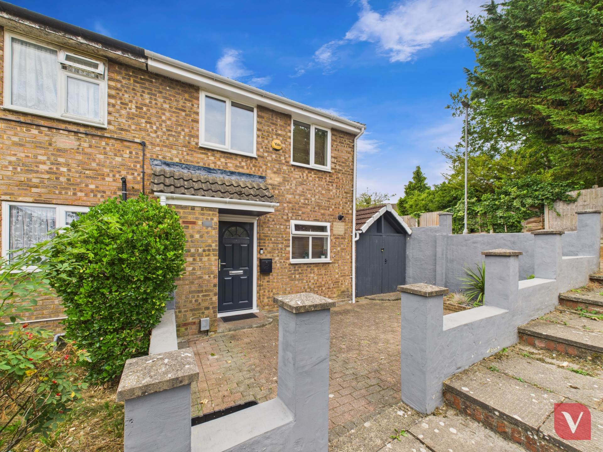 Brussels Way, Luton, Image 1