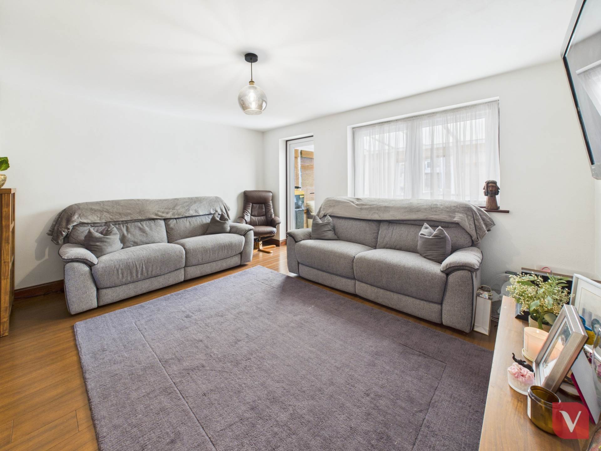 Brussels Way, Luton, Image 7