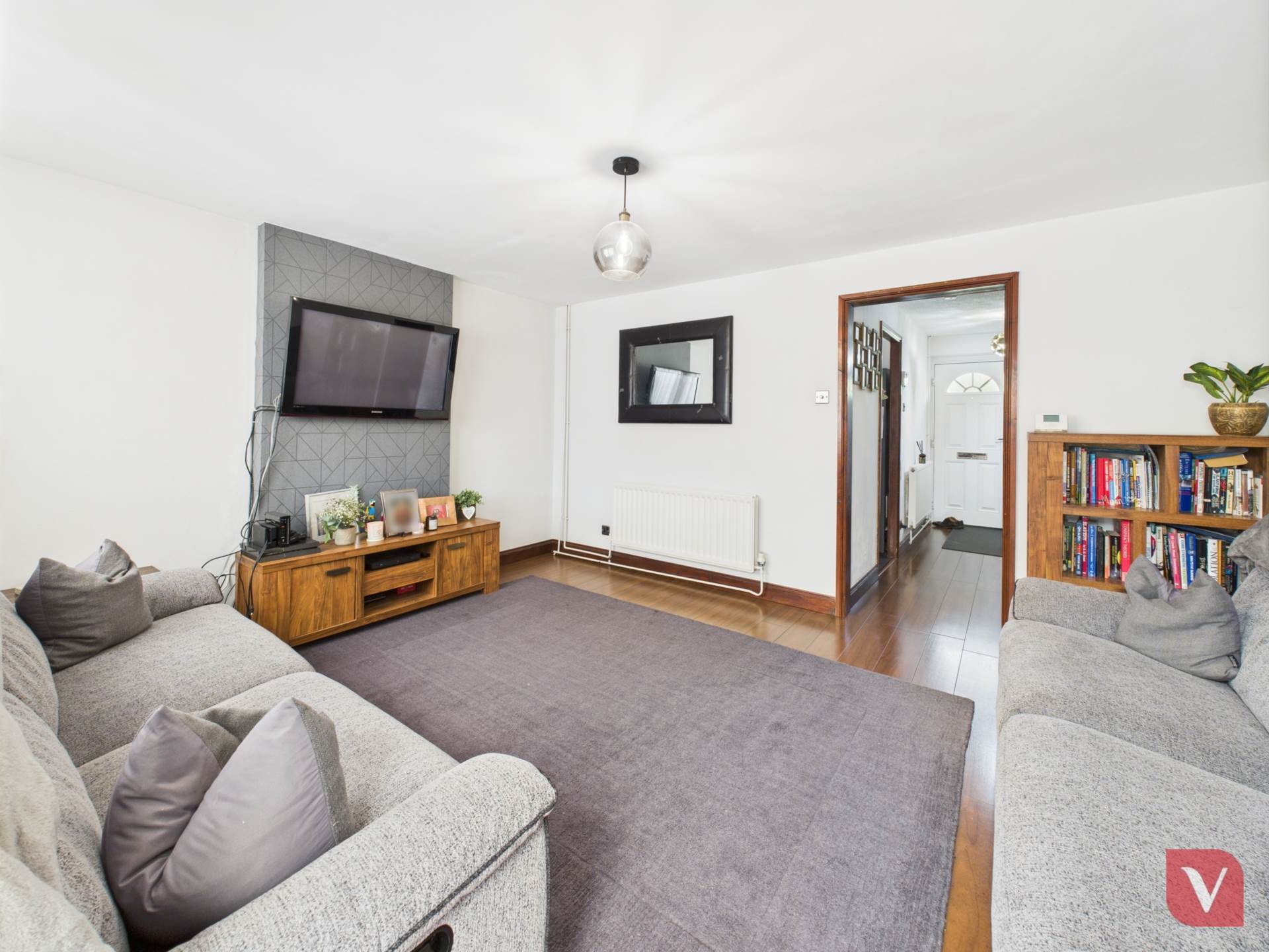 Brussels Way, Luton, Image 8