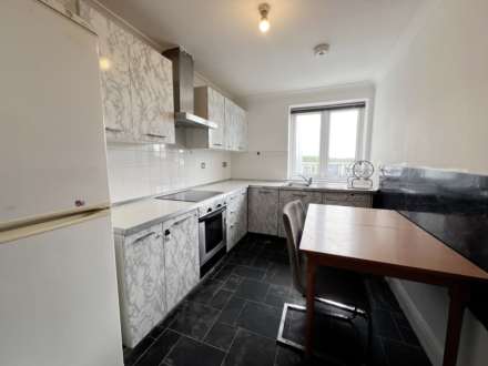 Park Street, Luton, Image 5