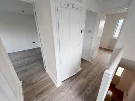 Cranbrook Drive, Luton, Image 9