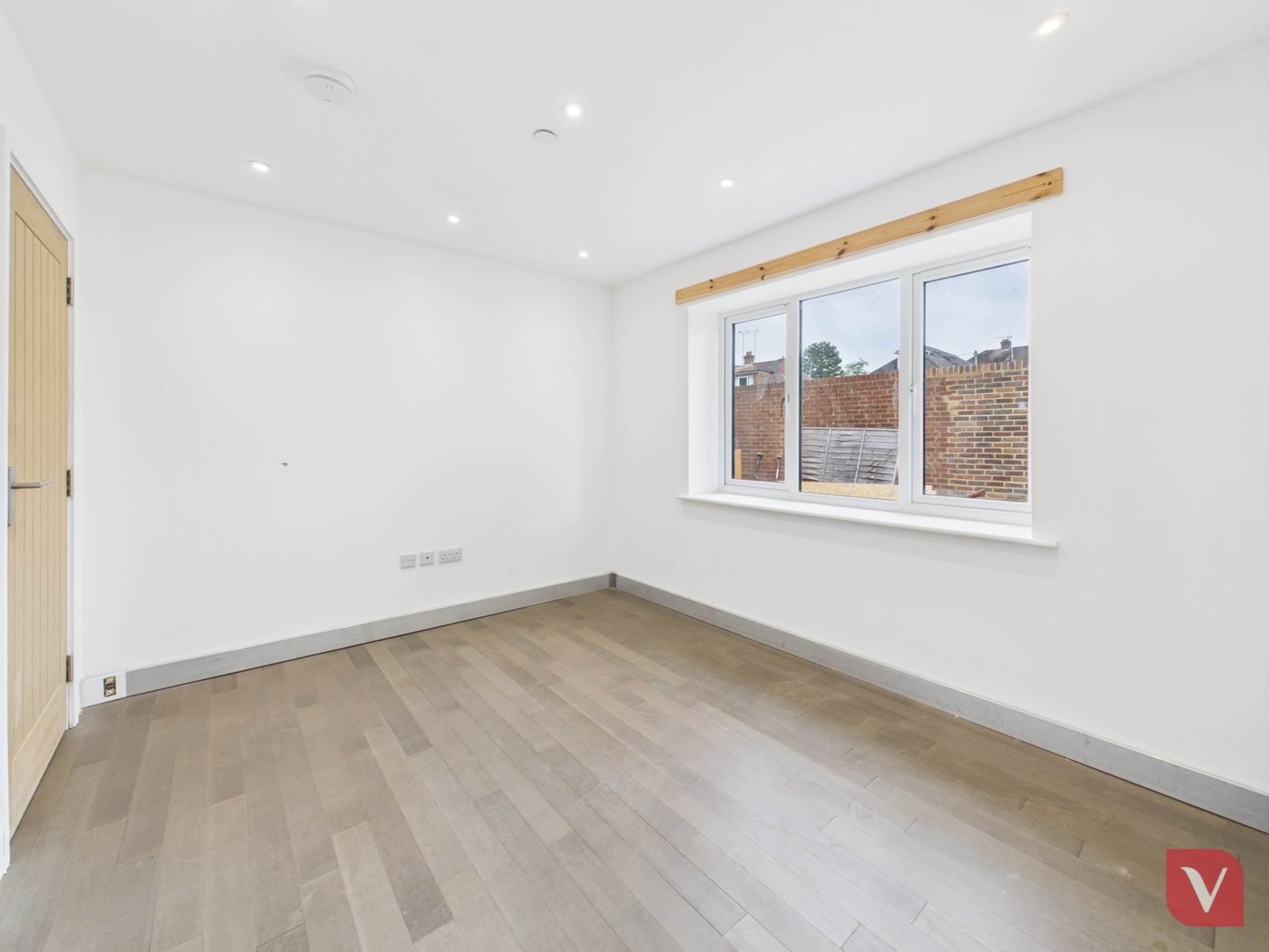 Finsbury Road, Luton, Image 8